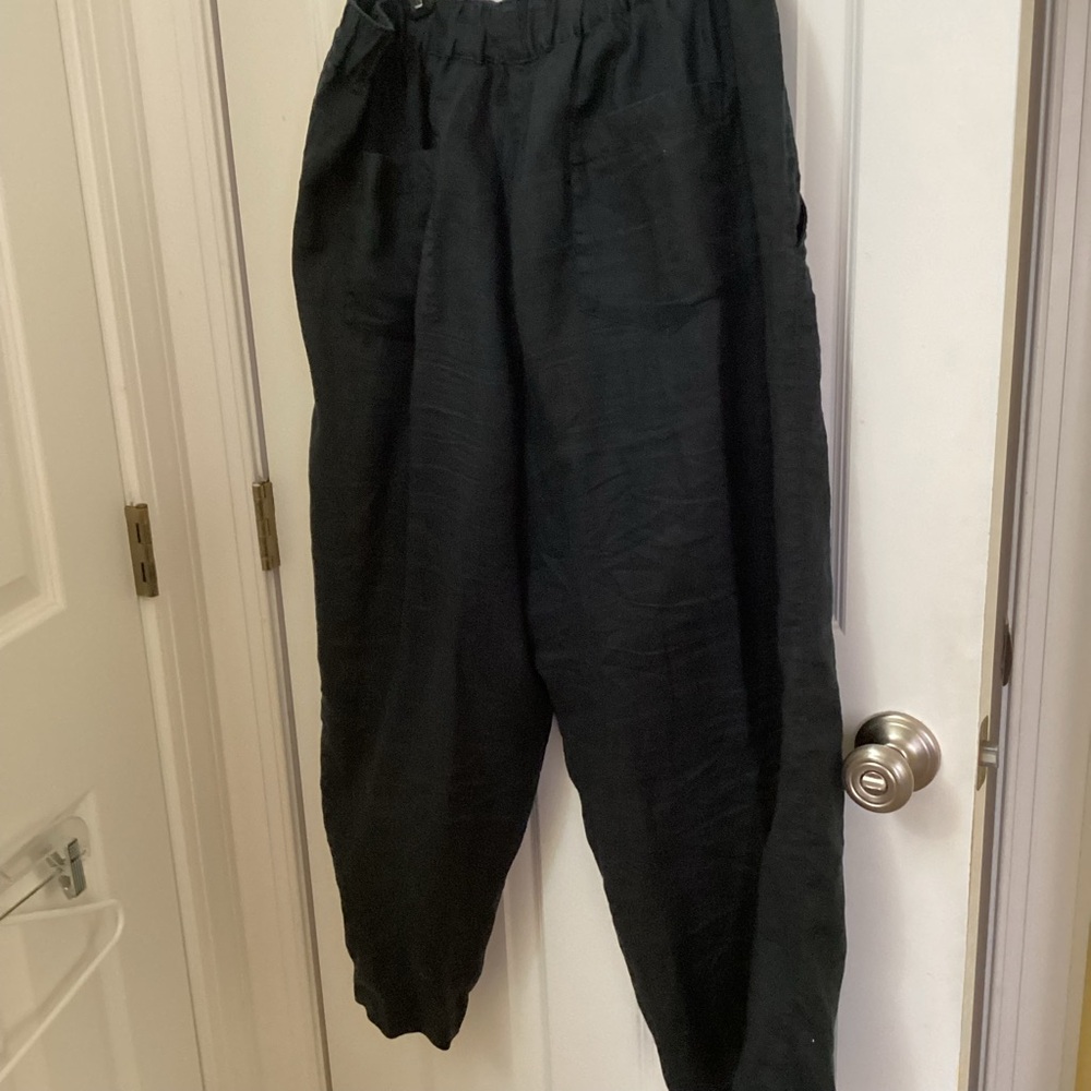 Women’s Cynthia Rowley Black Linen Pants - Picture 3 of 3